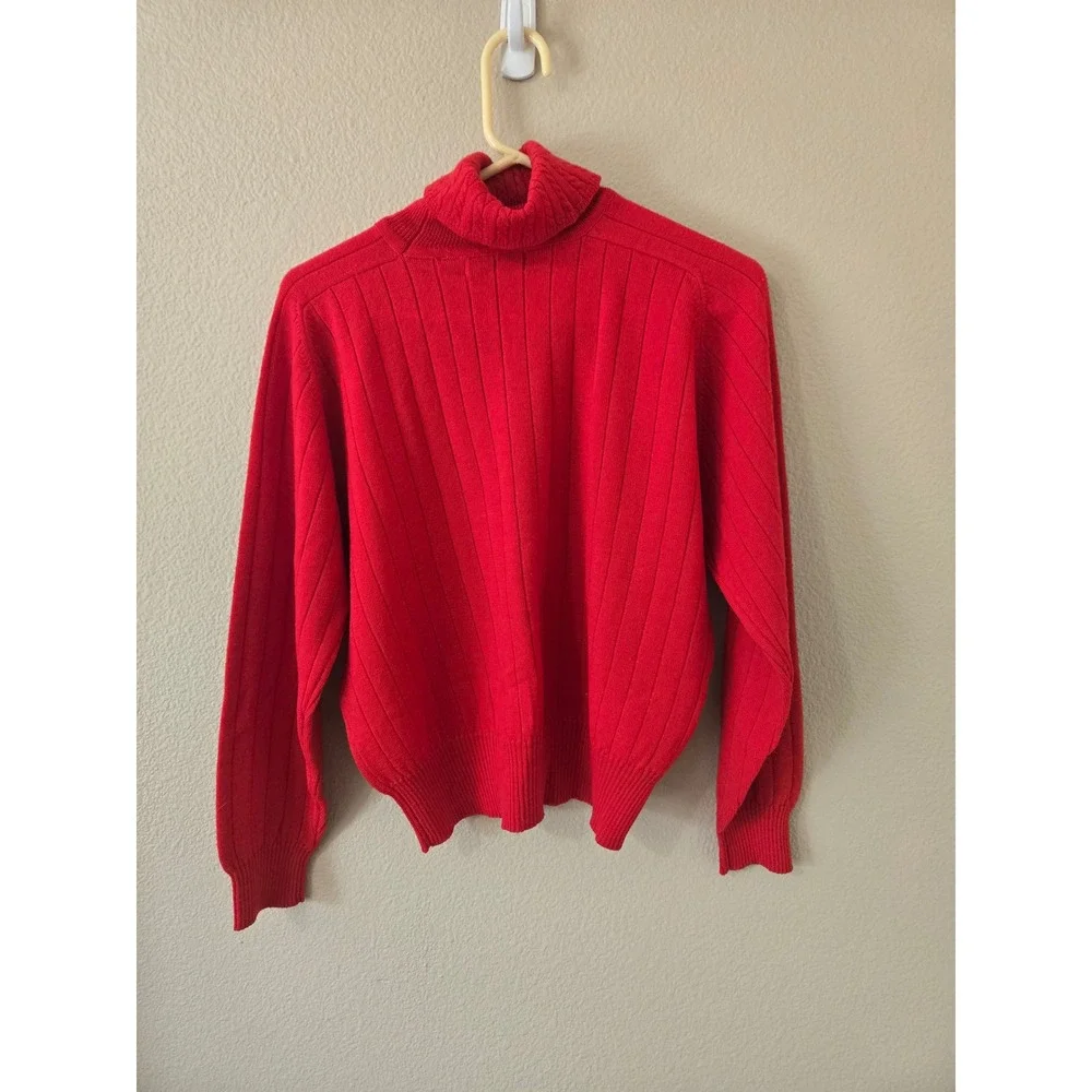 Liz Claiborne vintage Red 100% Merino Wool Turtleneck Sweater Womens M - Picture 2 of 3